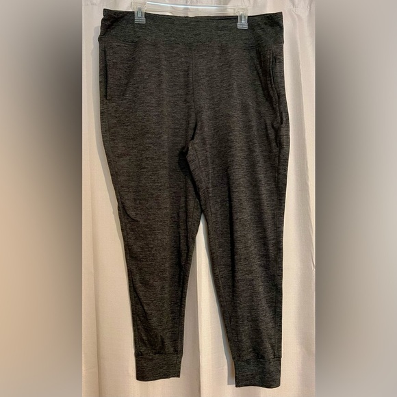 Athletic Works Joggers Gray Women’s XL (16–18) Stretch w/ Pockets - Picture 1 of 5